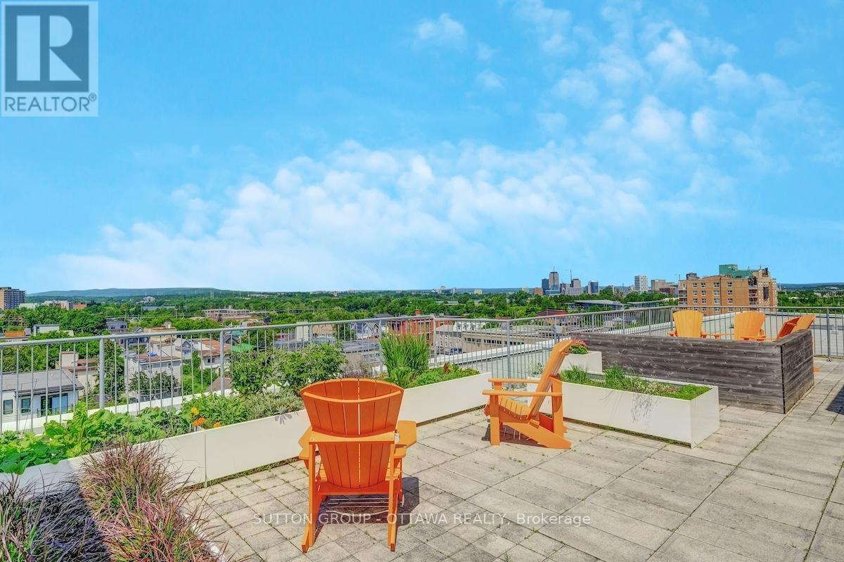 308 - 1000 Wellington Street W