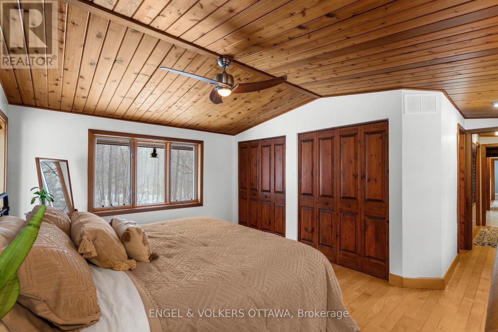 3826 Stonecrest Road