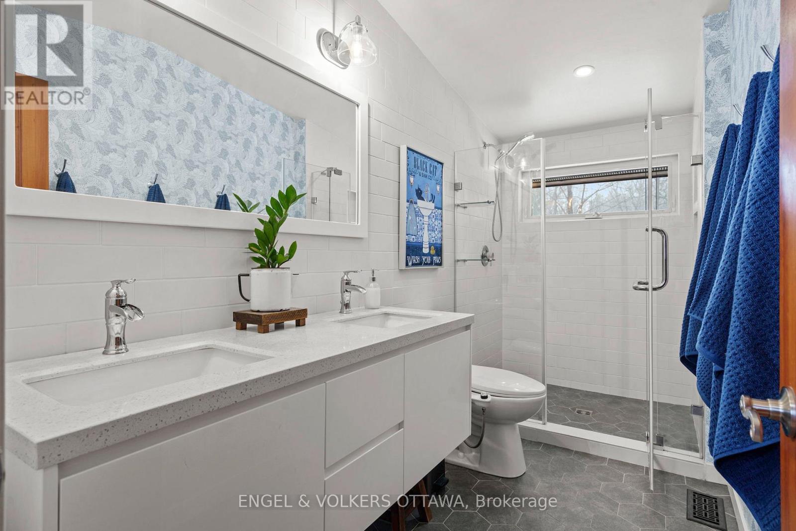 3826 Stonecrest Road