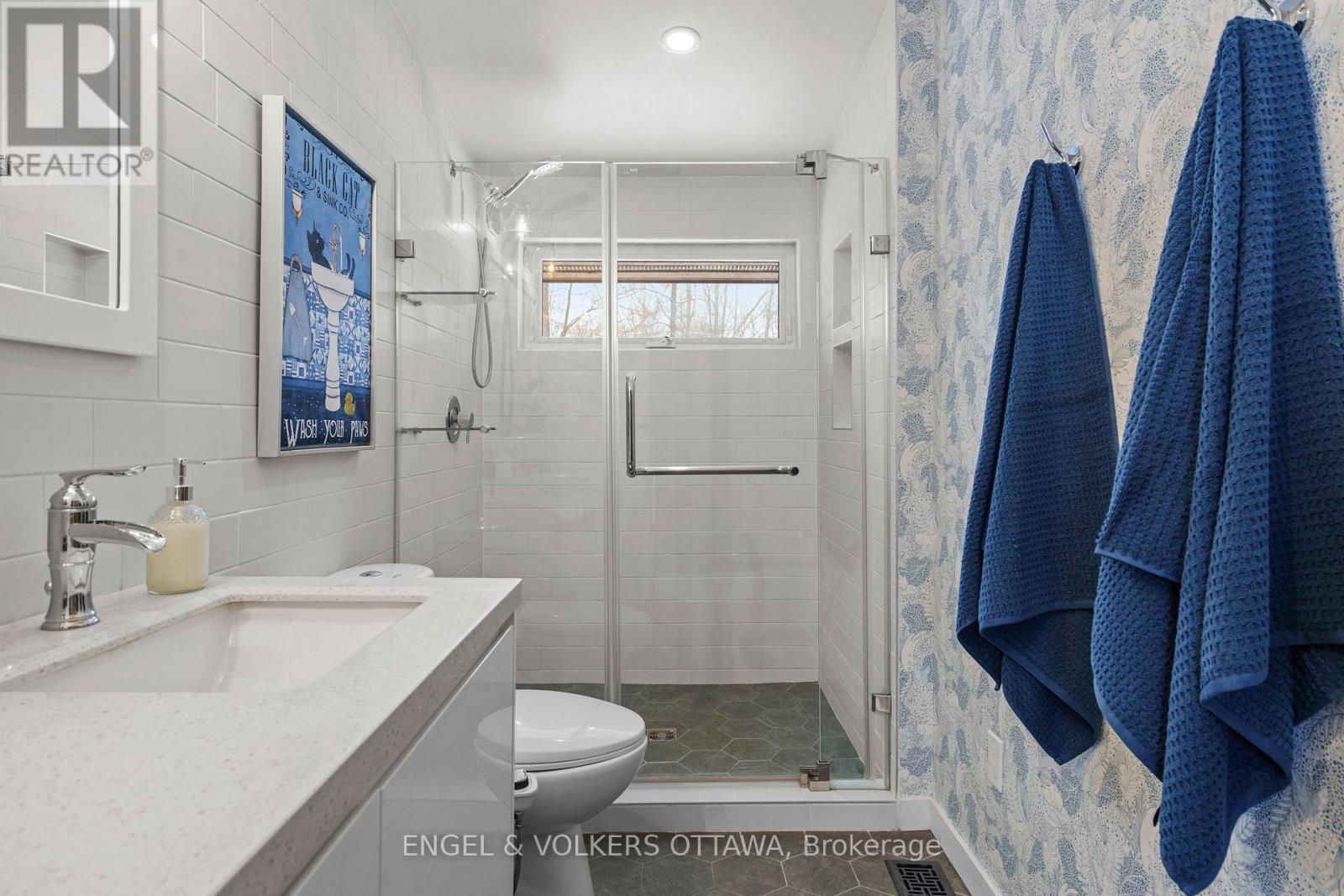 3826 Stonecrest Road