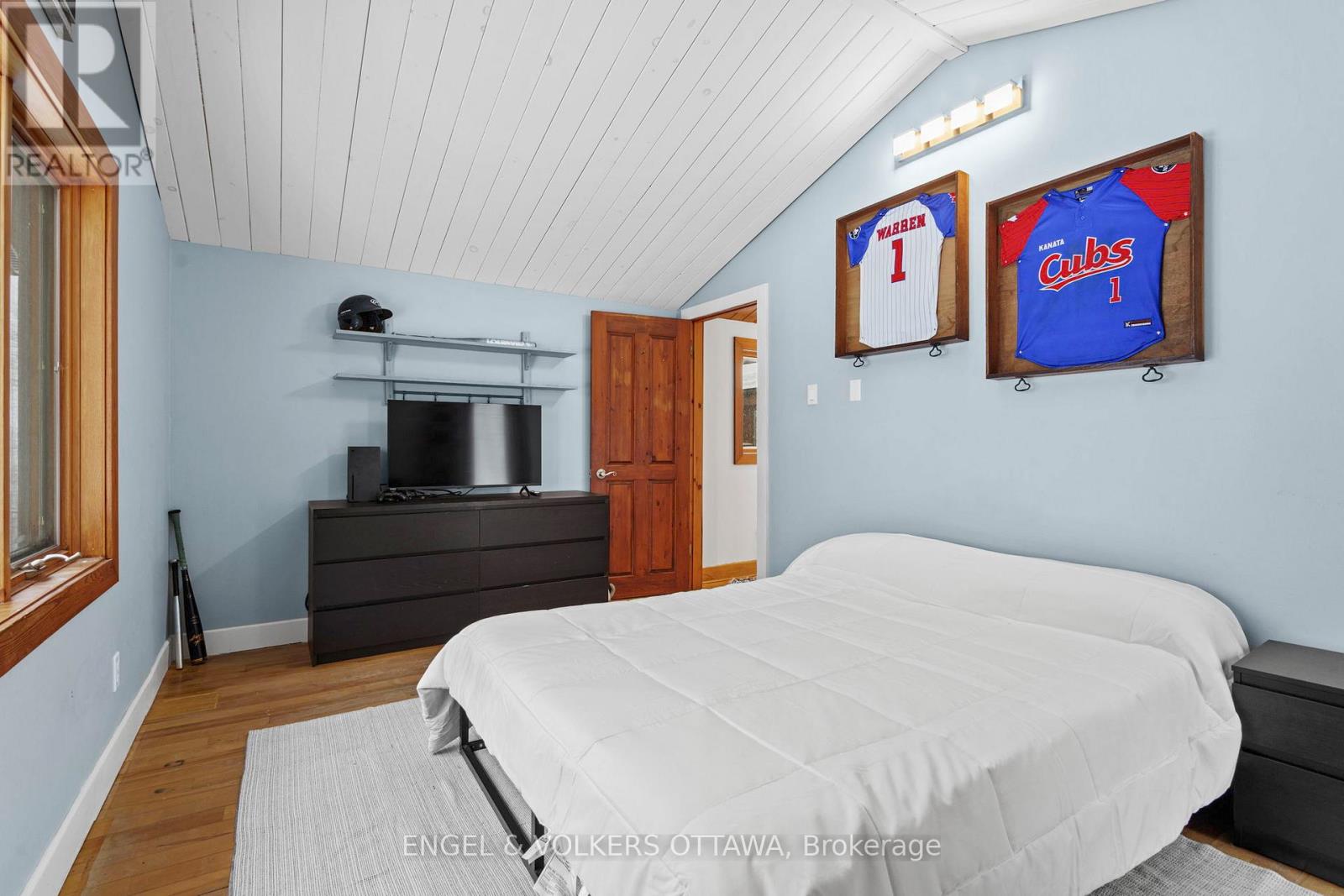 3826 Stonecrest Road