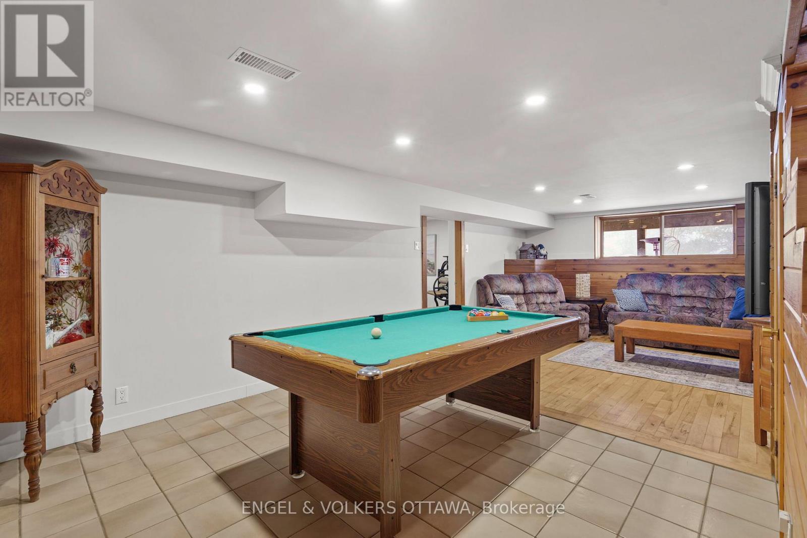 3826 Stonecrest Road