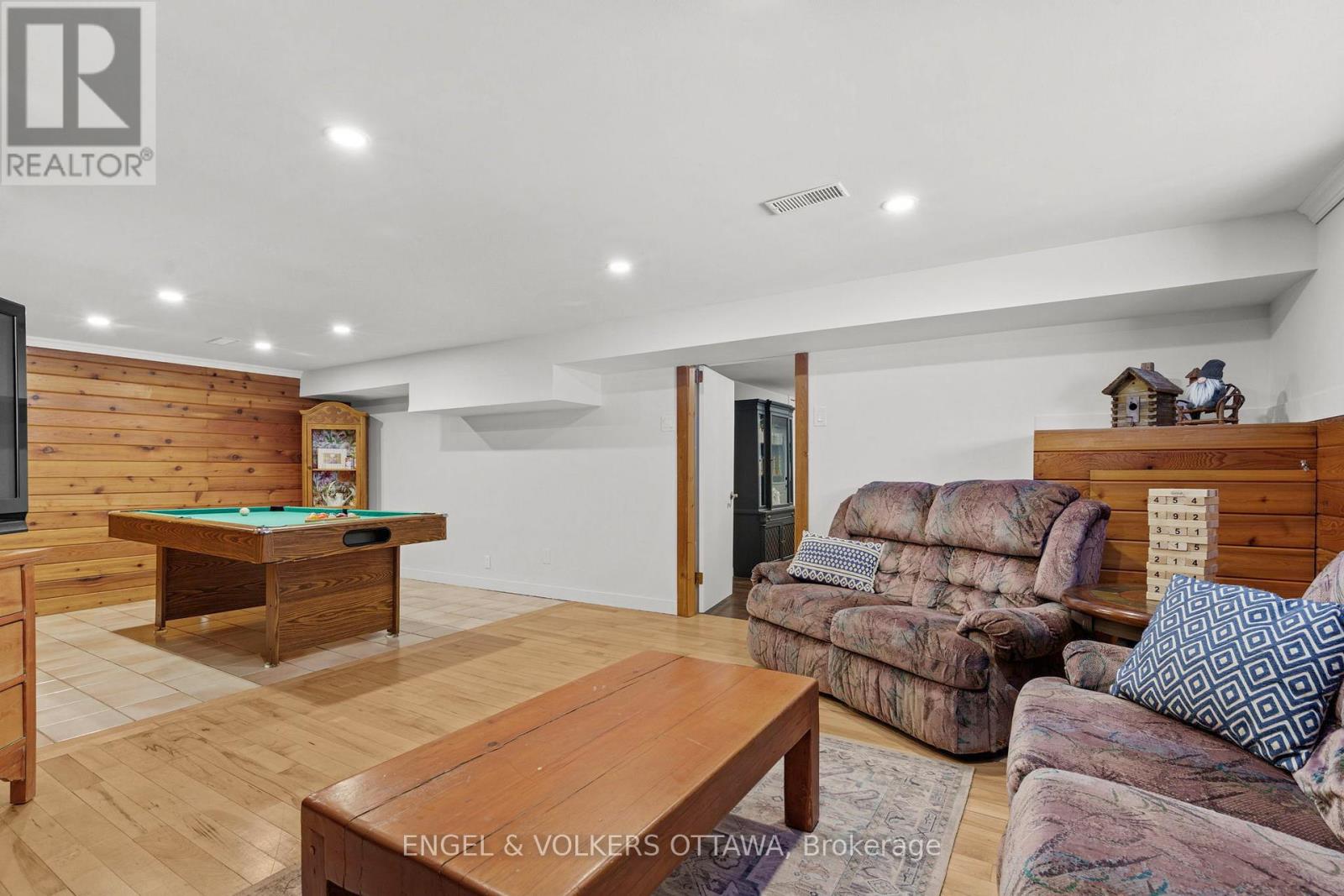 3826 Stonecrest Road