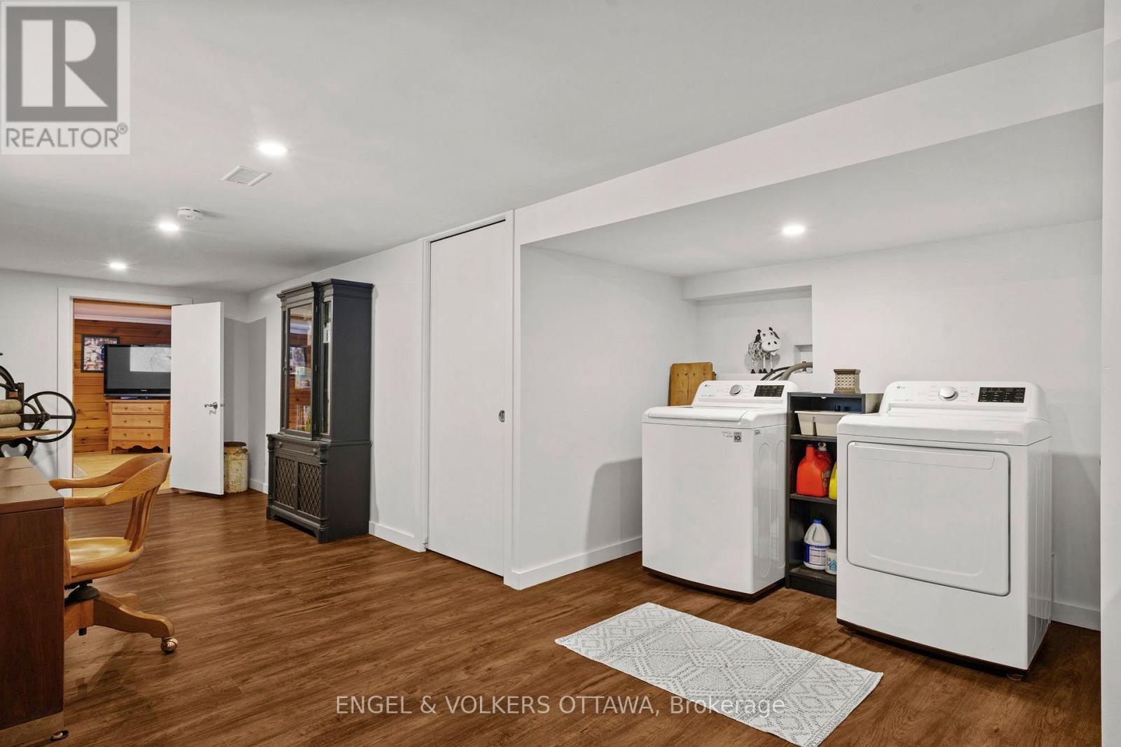 3826 Stonecrest Road