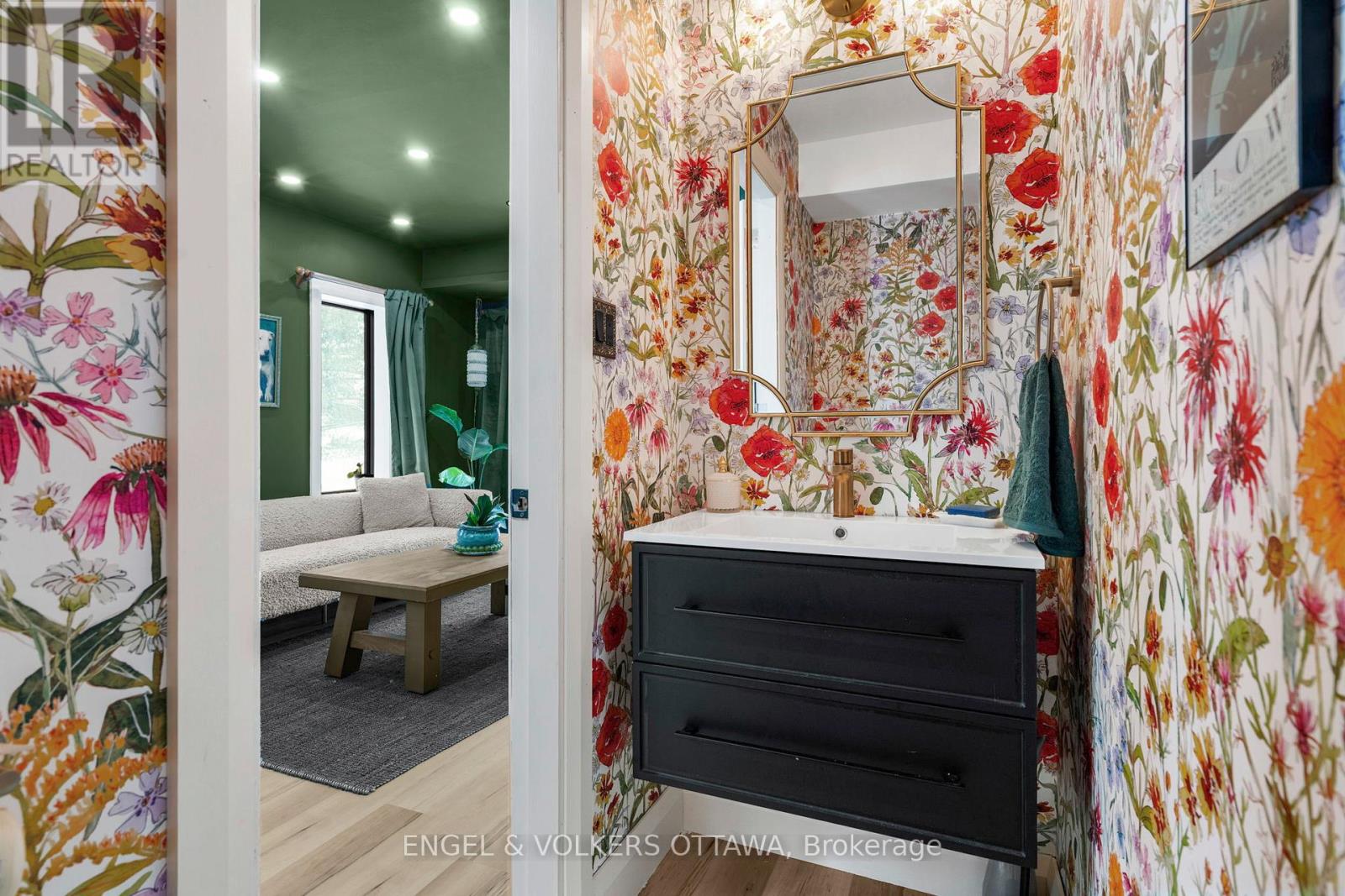 3826 Stonecrest Road