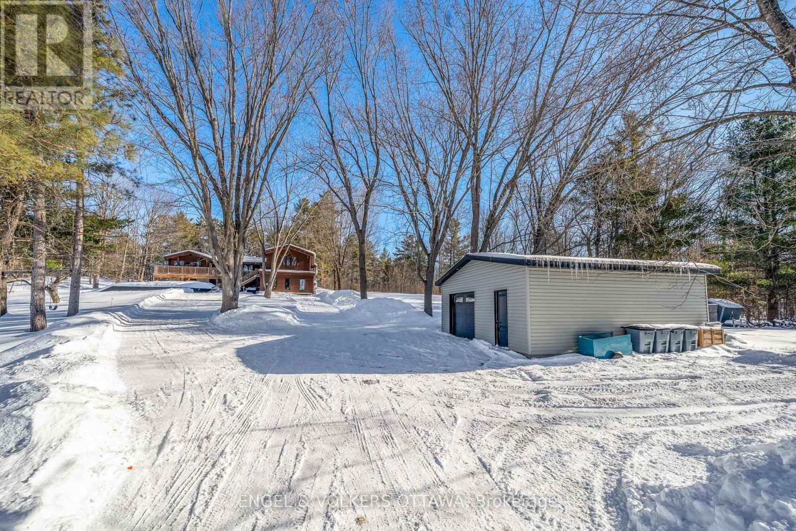 3826 Stonecrest Road