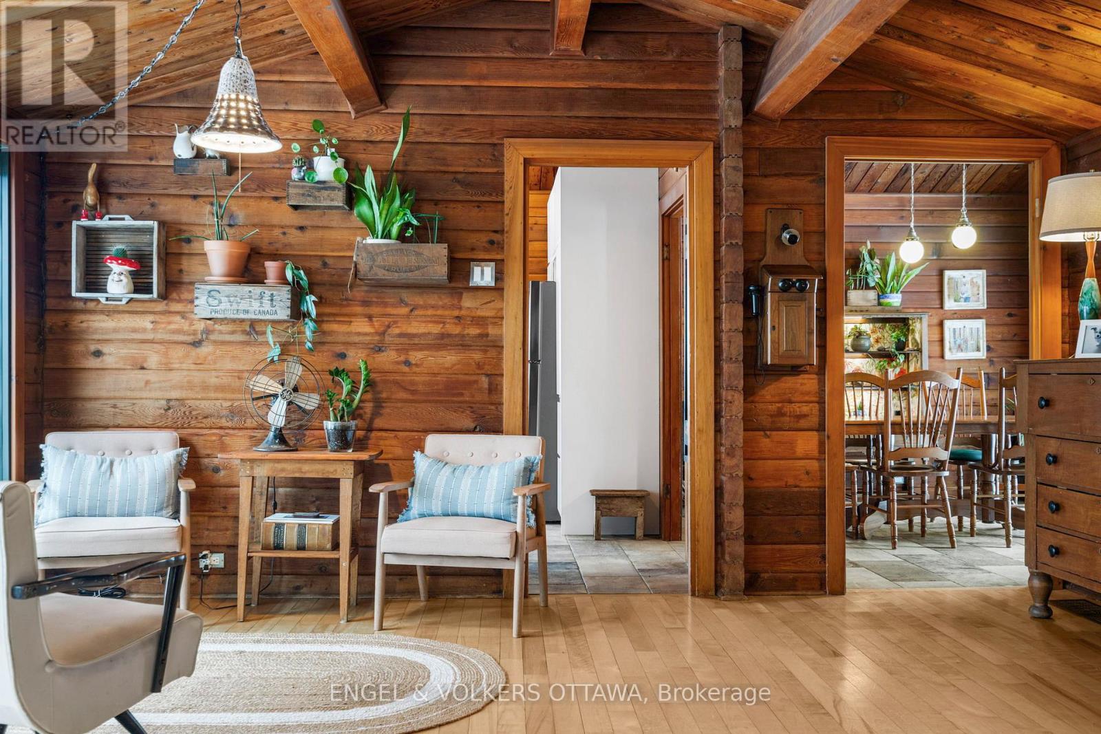 3826 Stonecrest Road