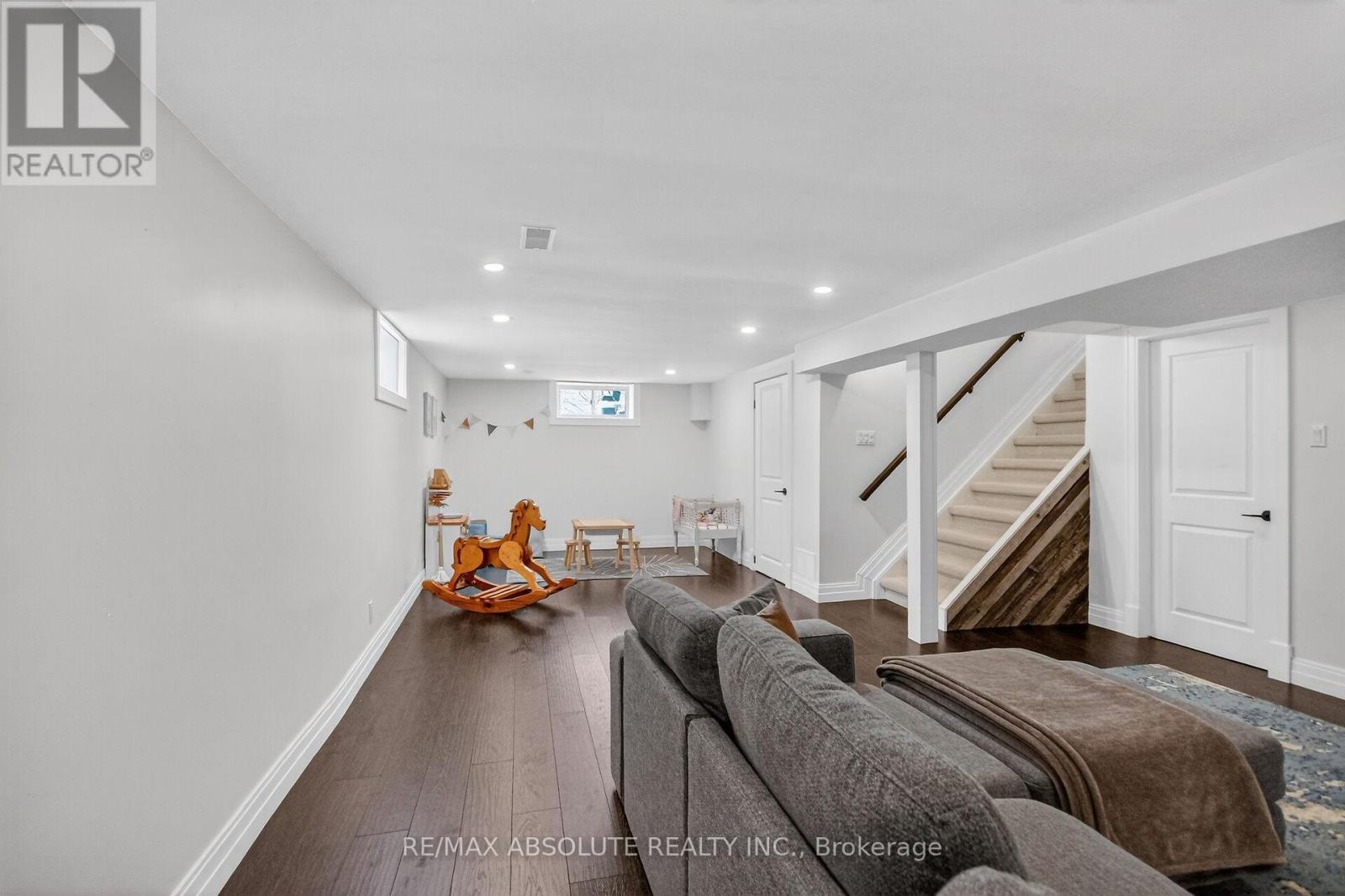 6560 Michelangelo Court