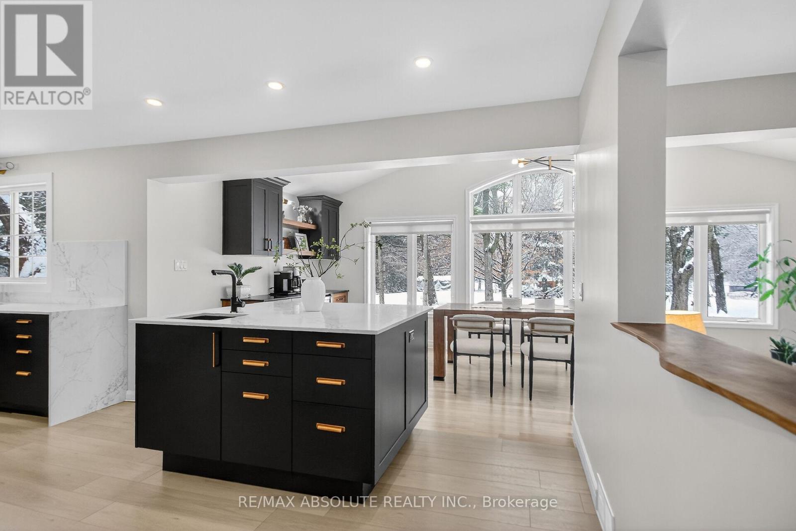 6560 Michelangelo Court