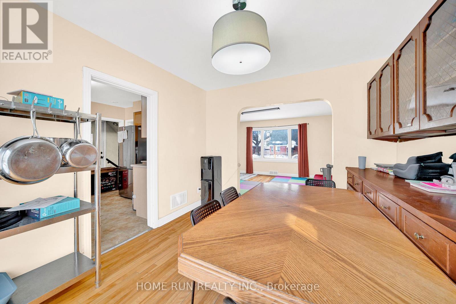 546 Donald Street