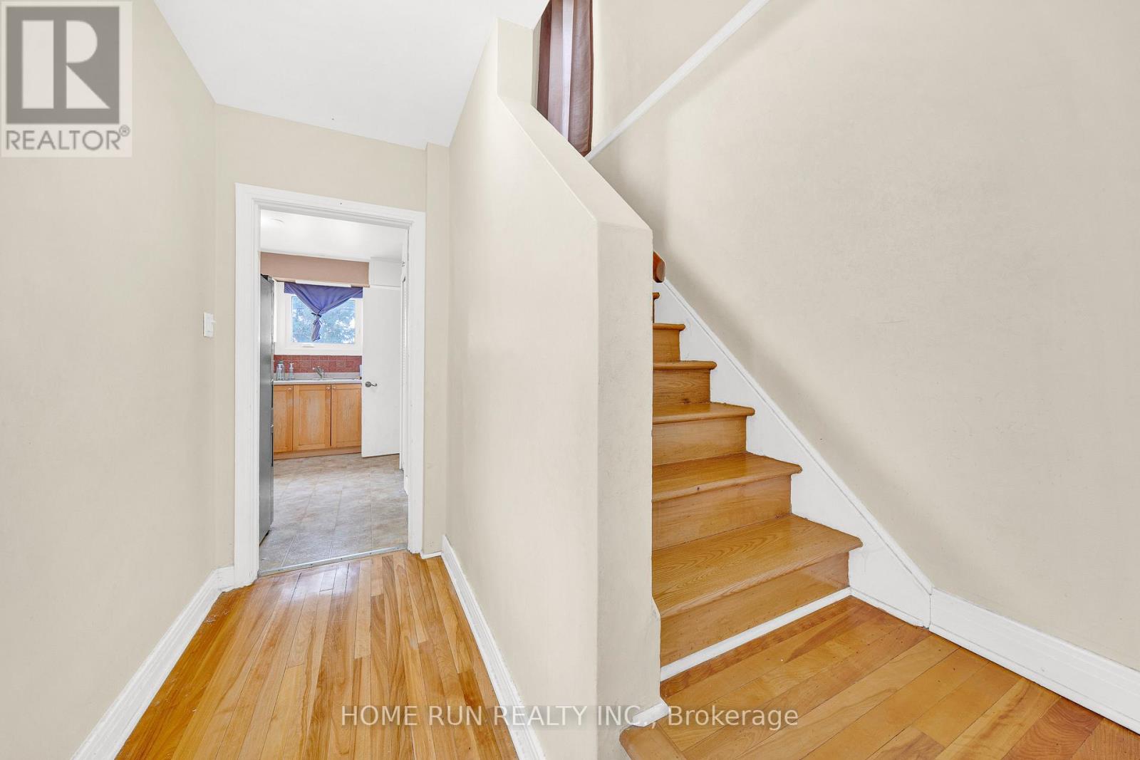 546 Donald Street