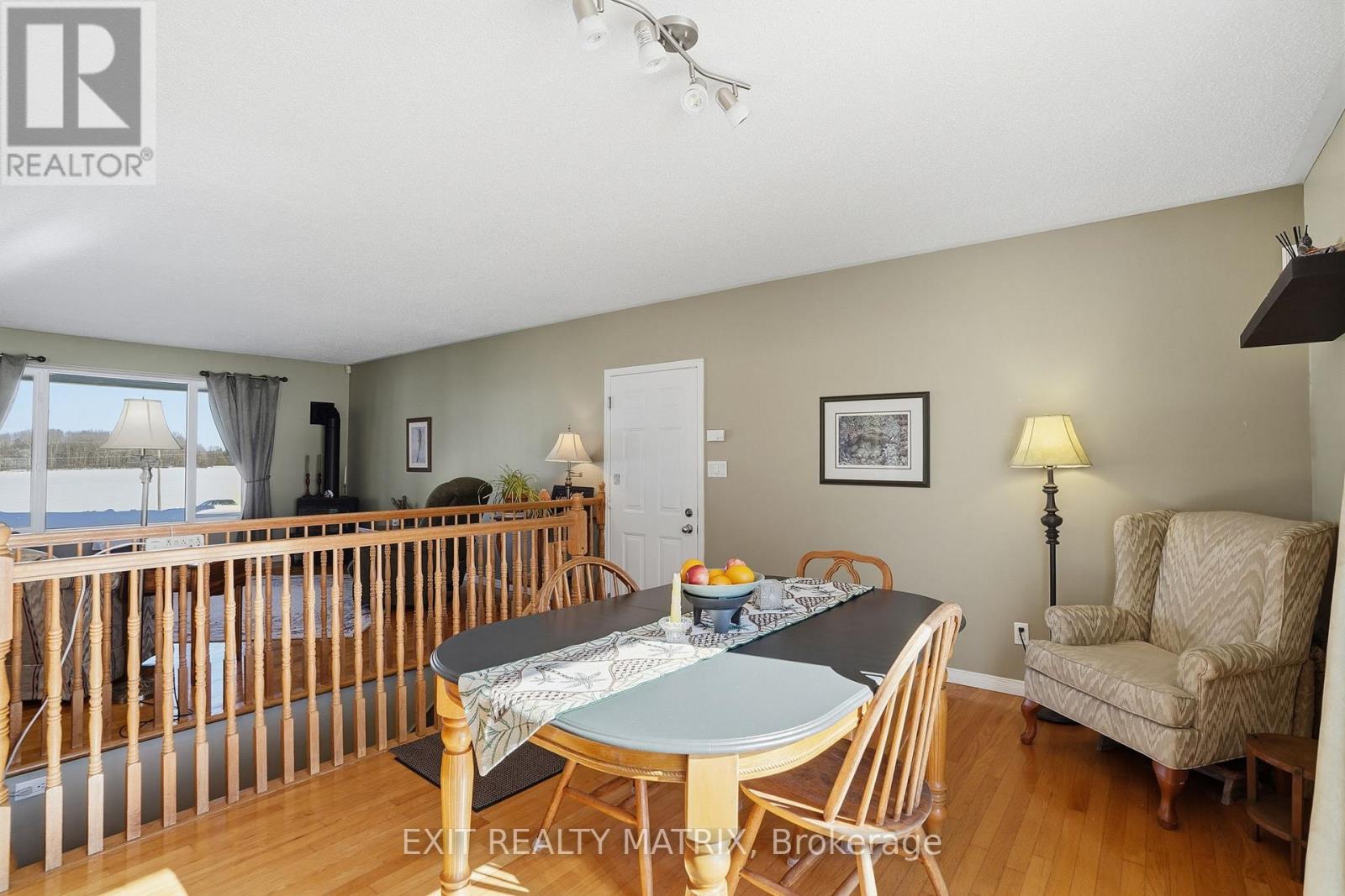 890 Happy Hollow Road