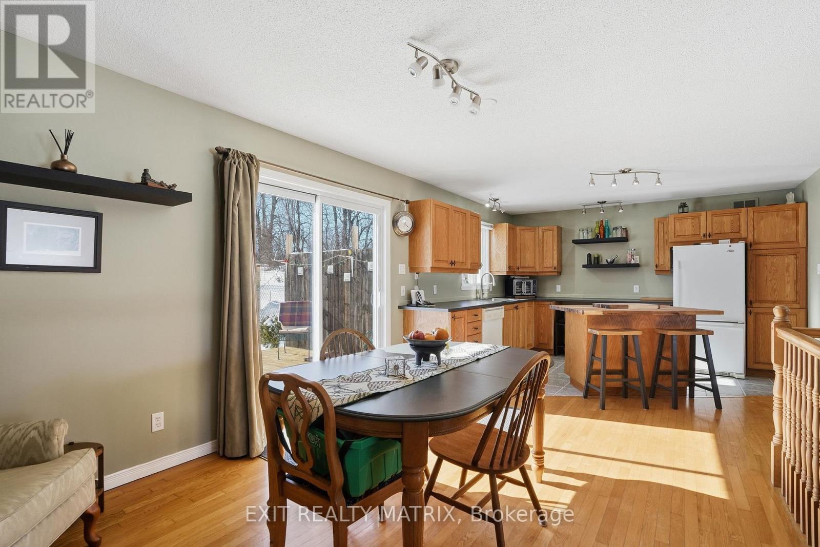 890 Happy Hollow Road