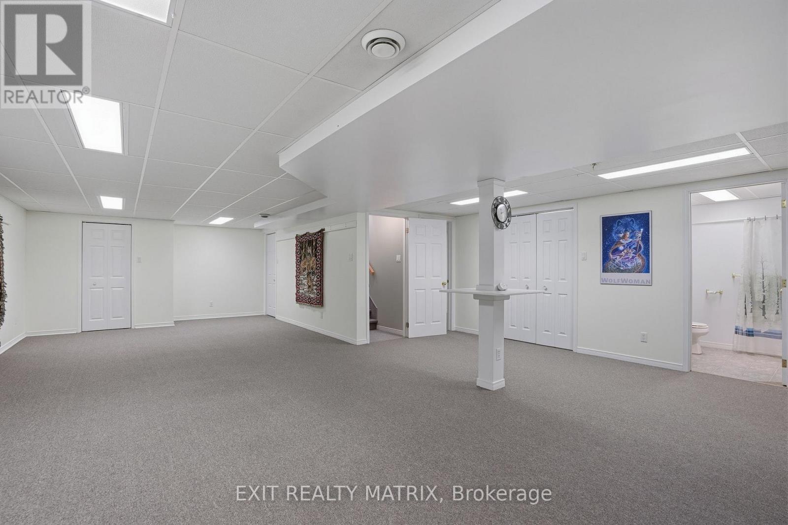 890 Happy Hollow Road