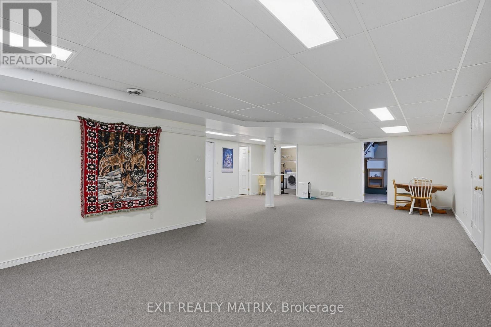 890 Happy Hollow Road