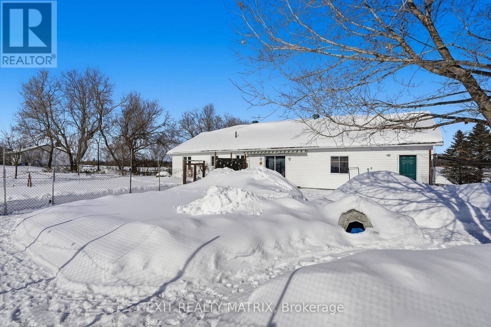 890 Happy Hollow Road