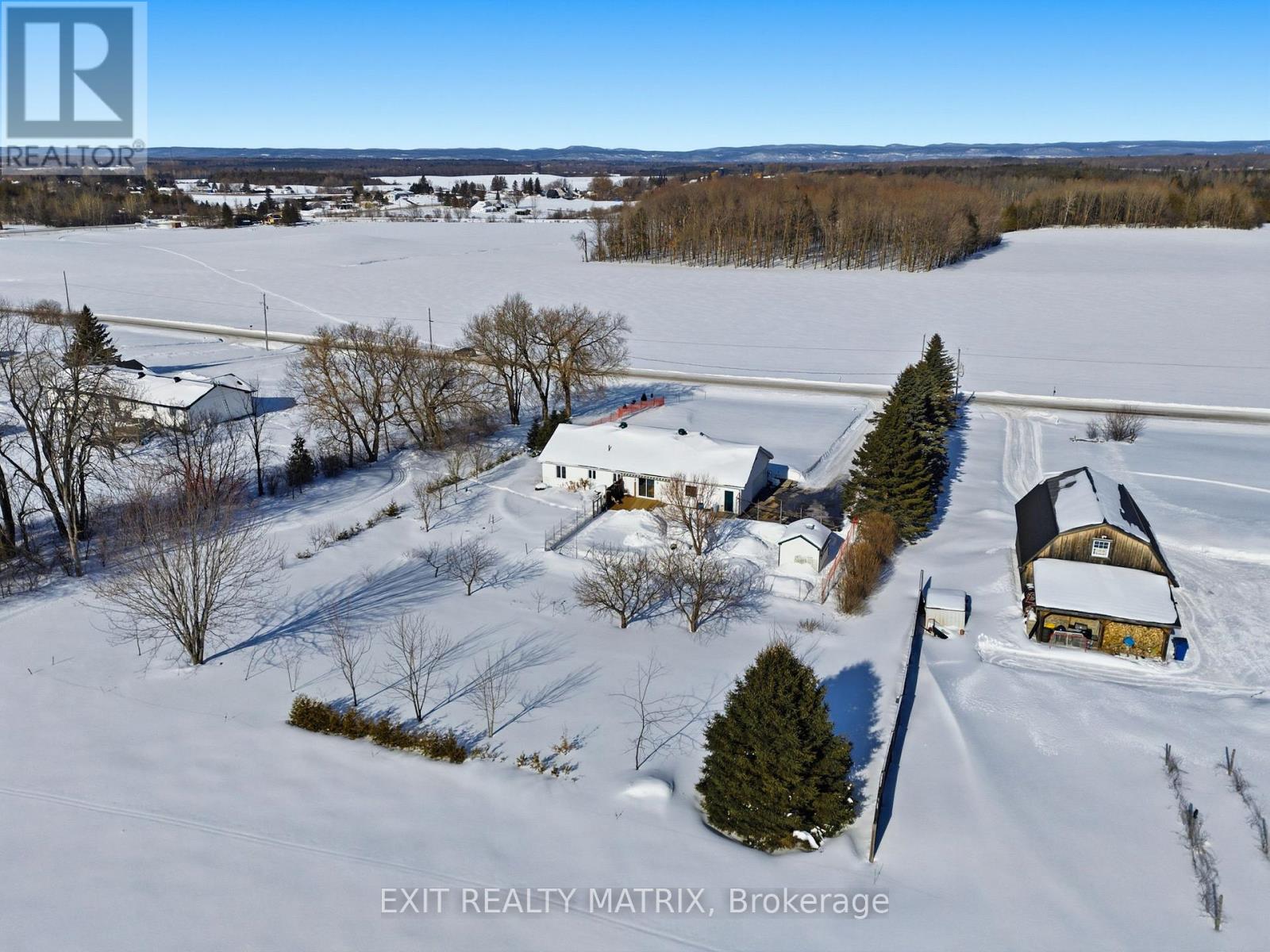 890 Happy Hollow Road