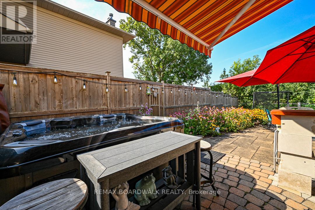 800 Fairwinds Terrace