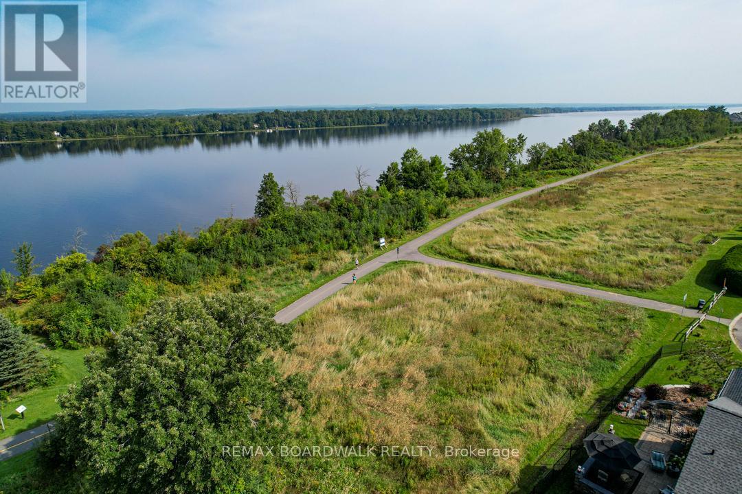 800 Fairwinds Terrace