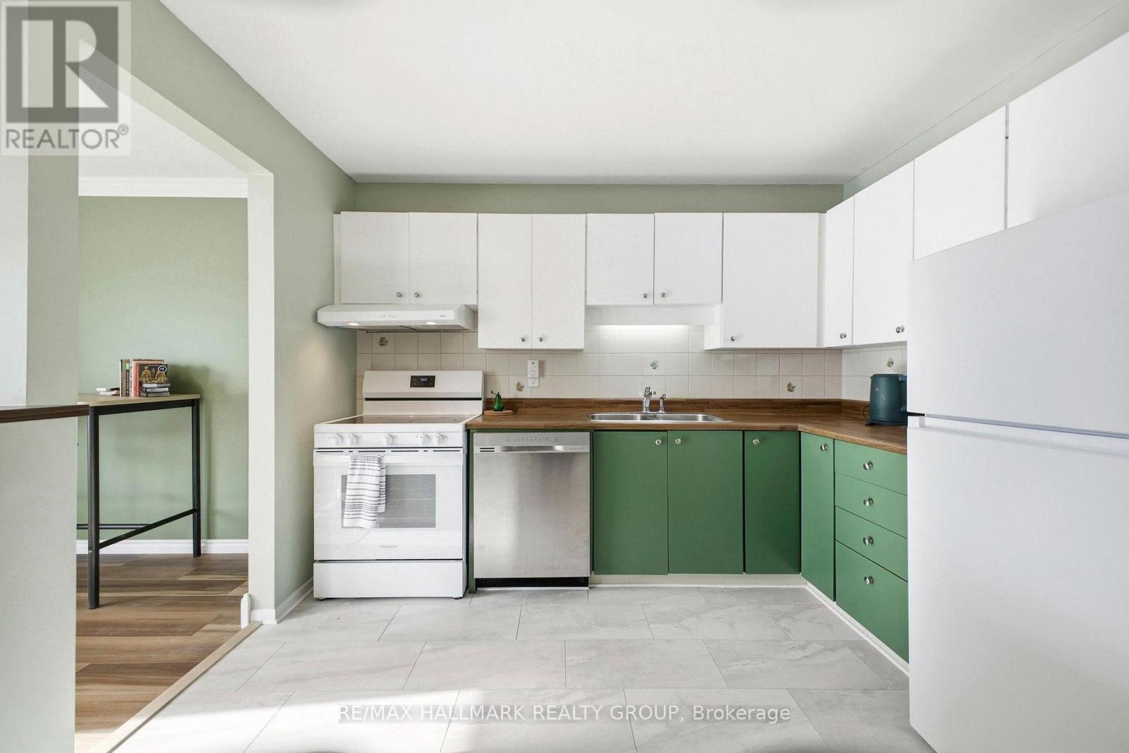 D - 39 Stonehaven Drive