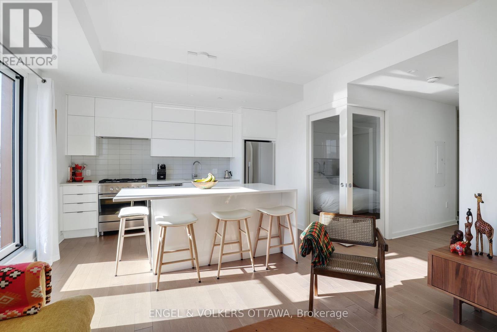 308 - 135 Barrette Street