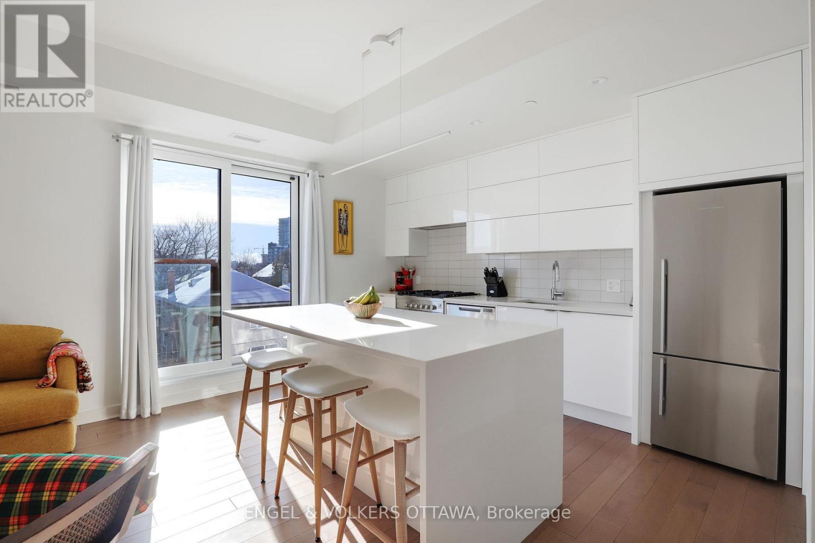 308 - 135 Barrette Street