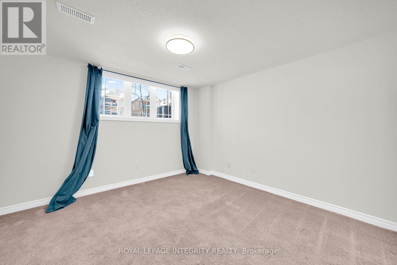 64 - 268 Paseo Pvt Private