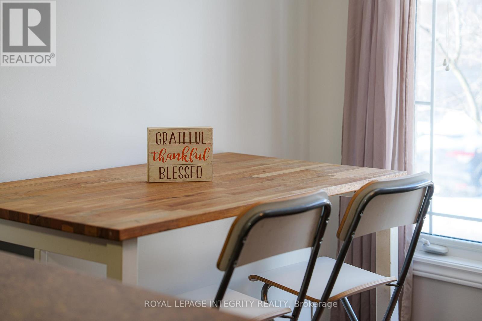 64 - 268 Paseo Pvt Private