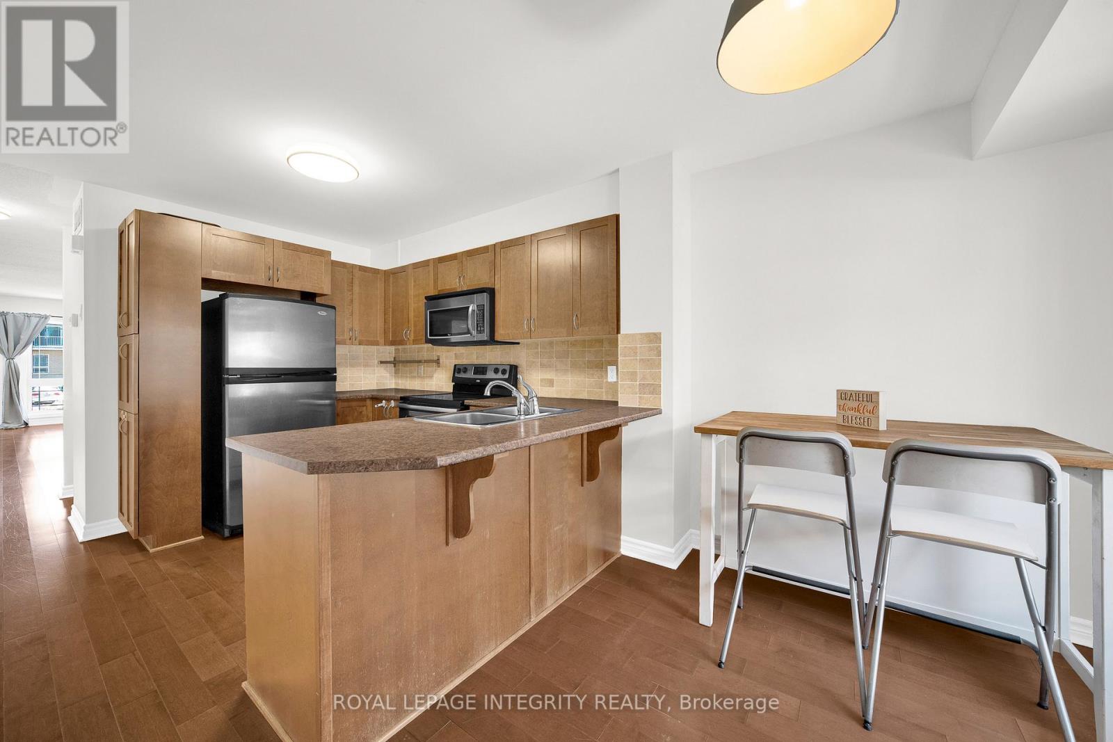 64 - 268 Paseo Pvt Private