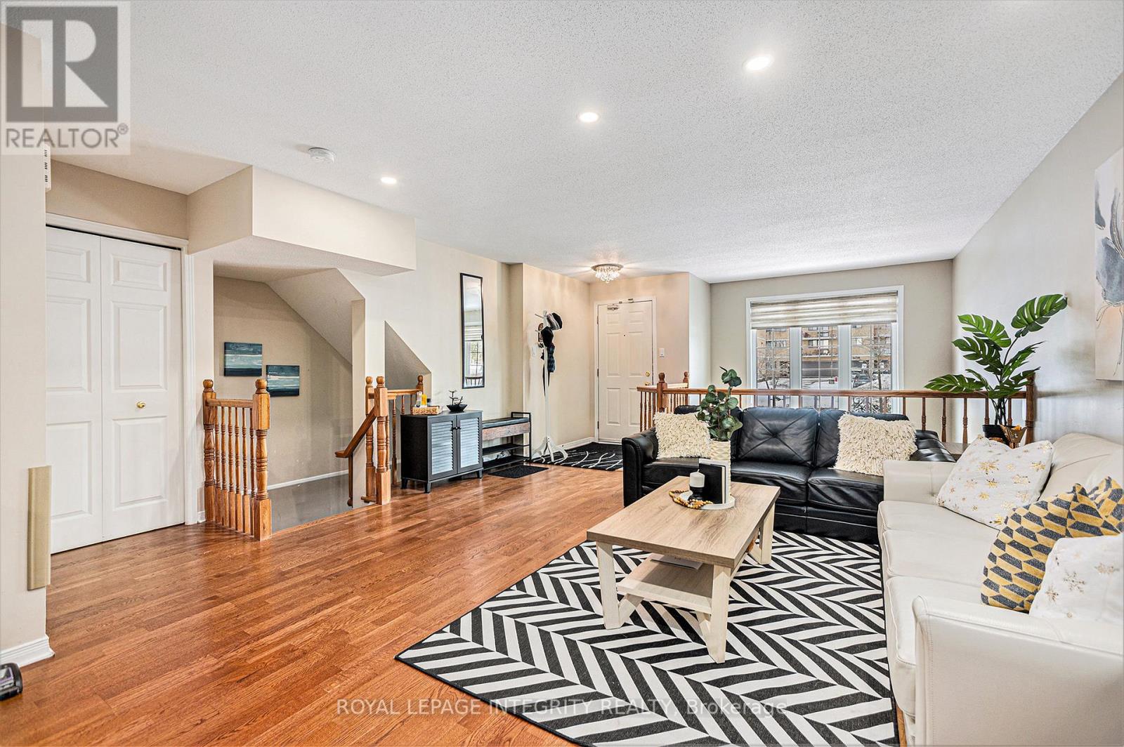 42 - 1512 Walkley Road