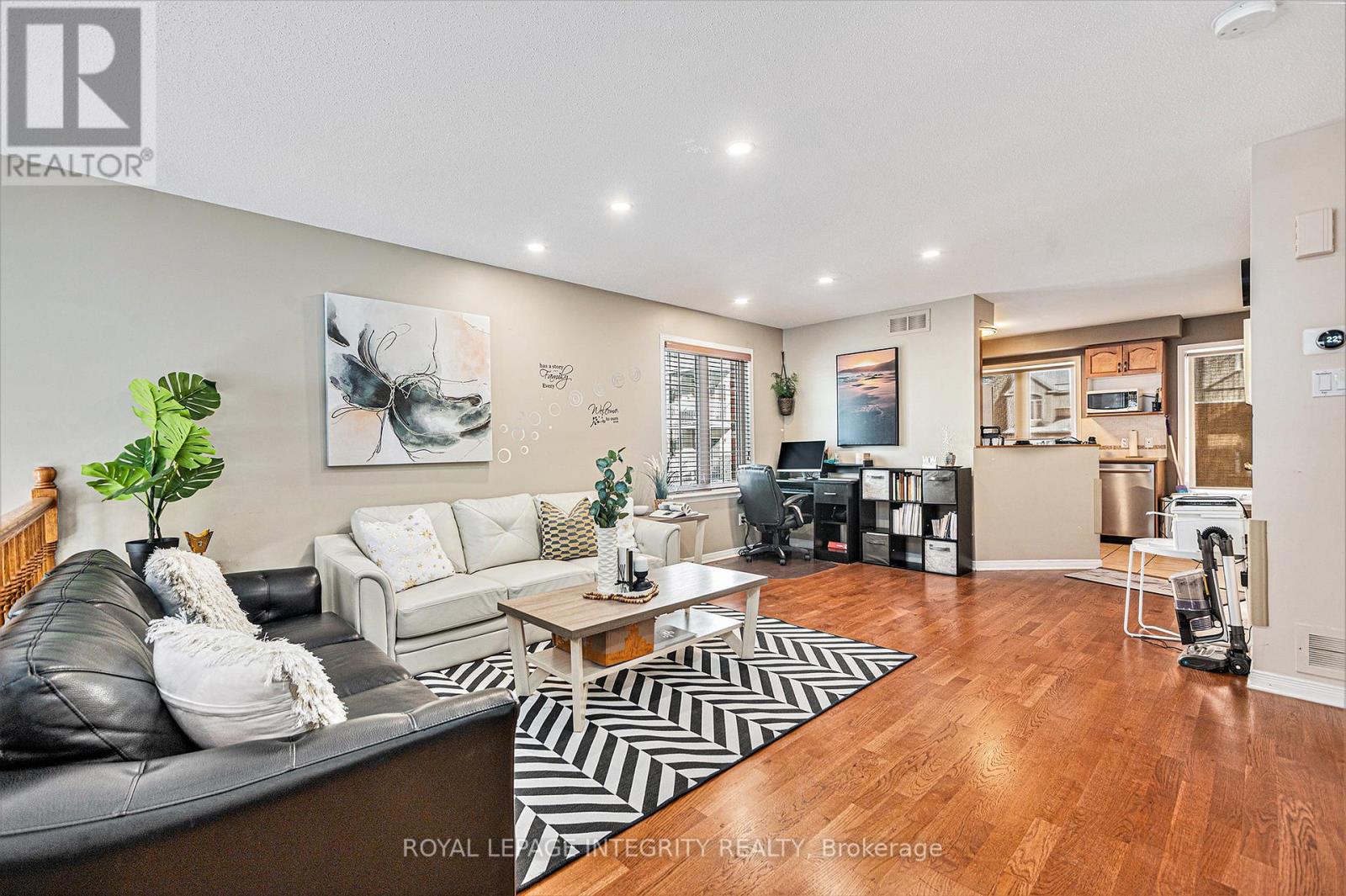 42 - 1512 Walkley Road