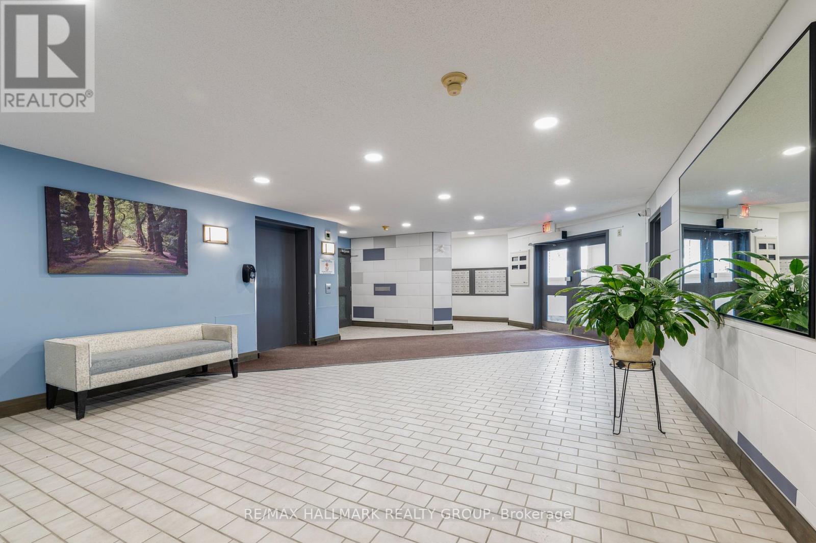 302 - 318 Lorry Greenberg Drive