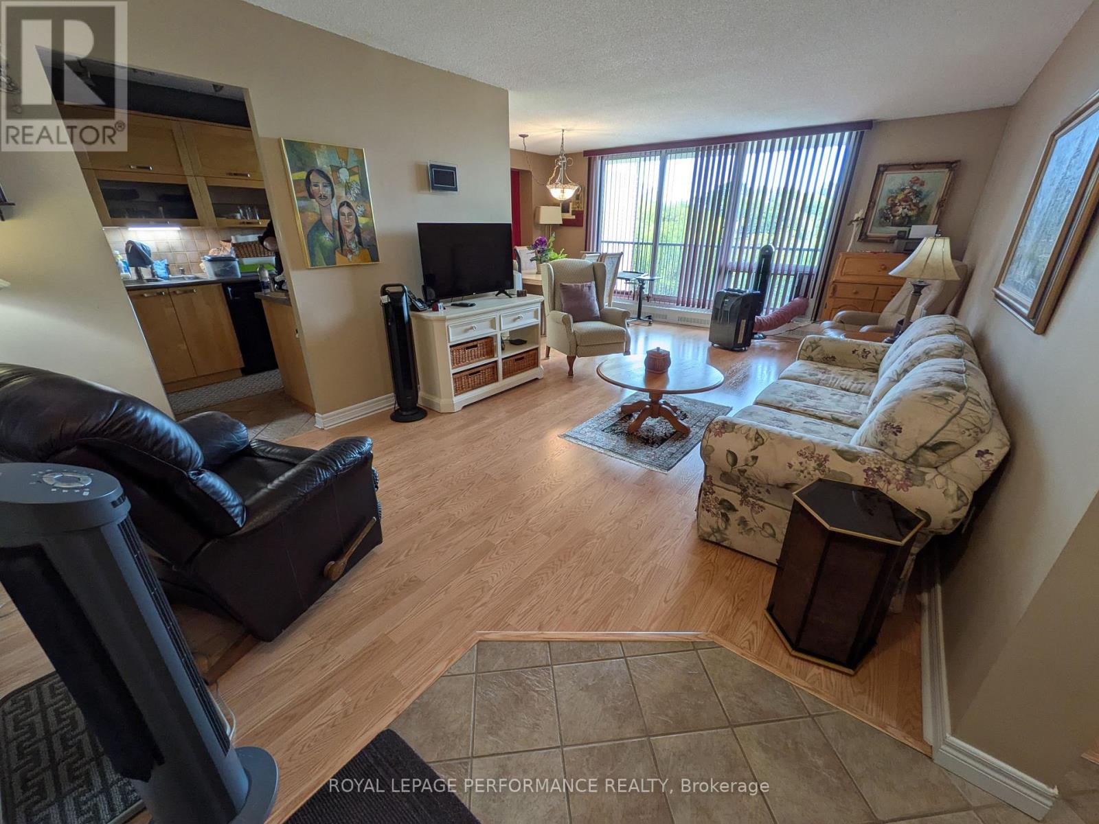 309 - 665 Bathgate Drive