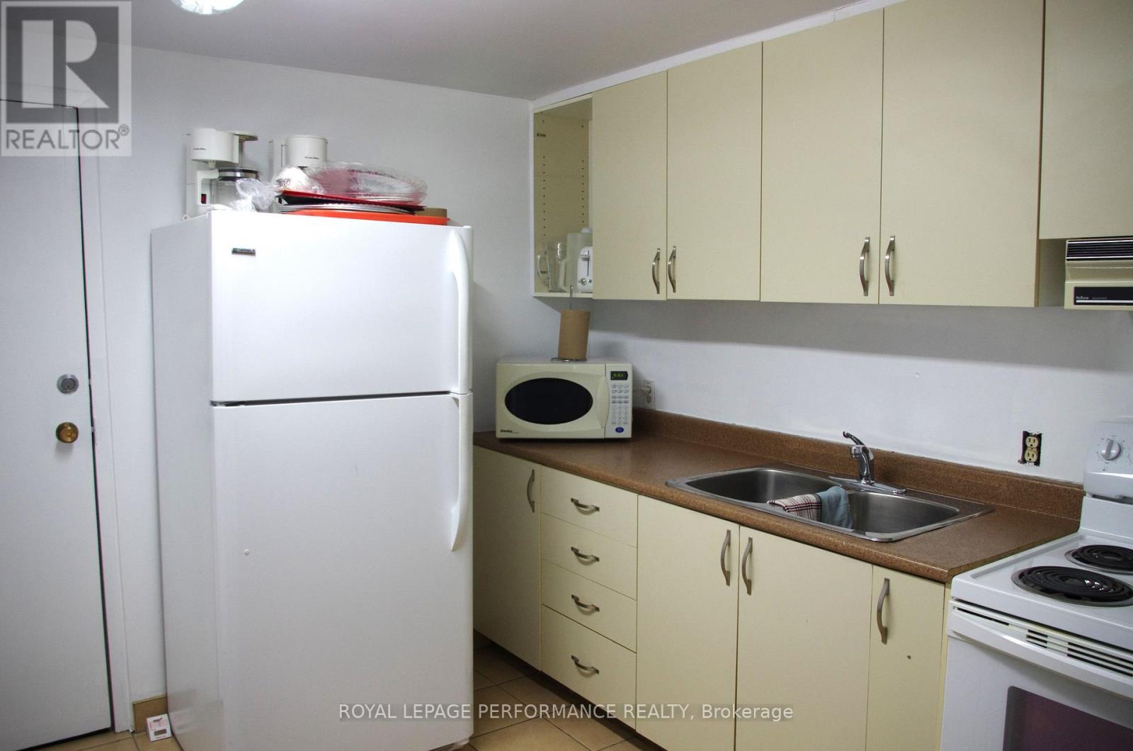 309 - 665 Bathgate Drive