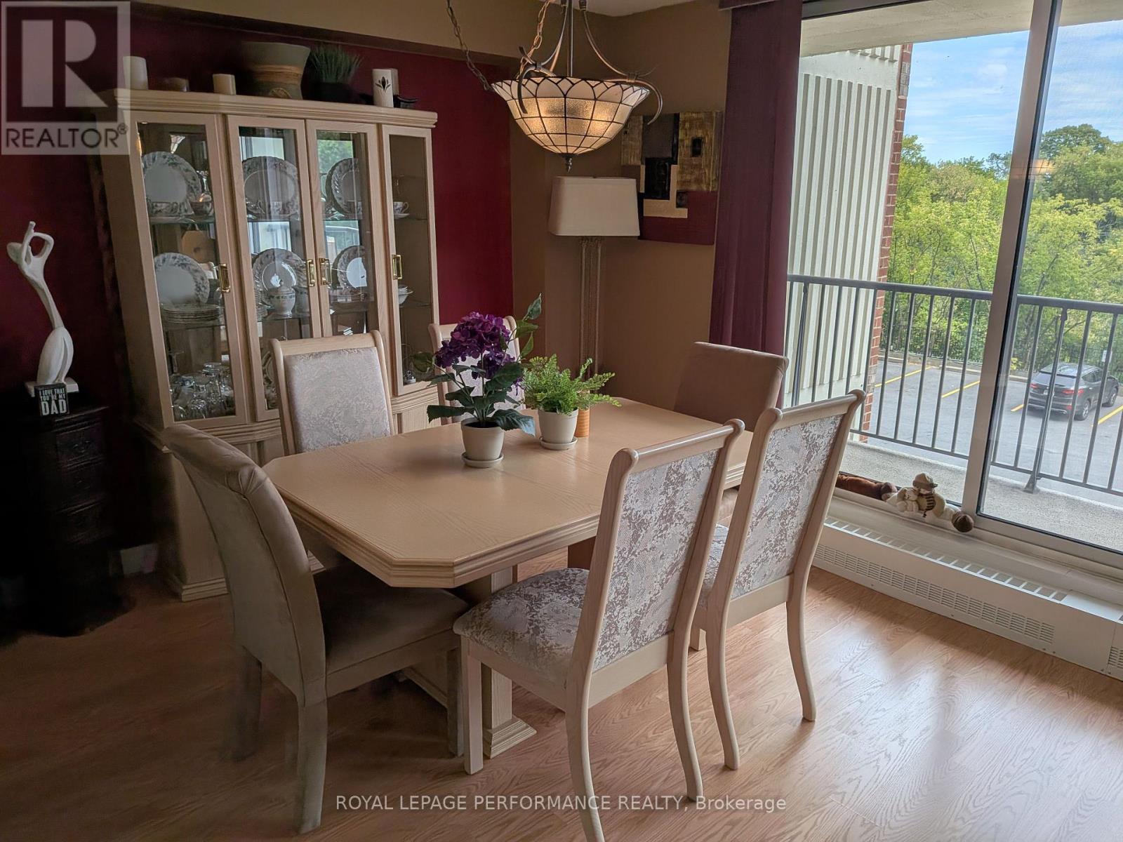 309 - 665 Bathgate Drive