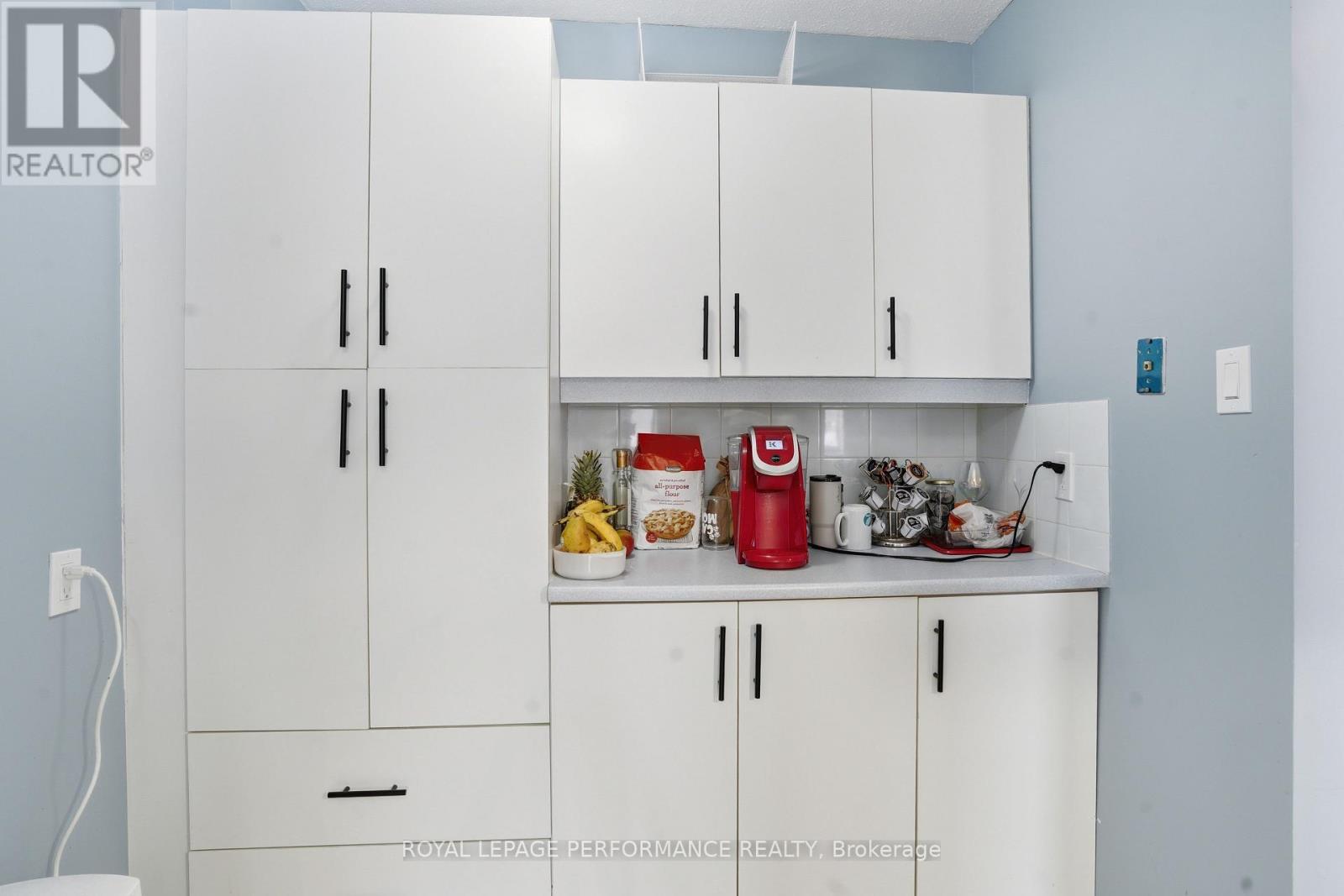 94 - 249 Romulus Private