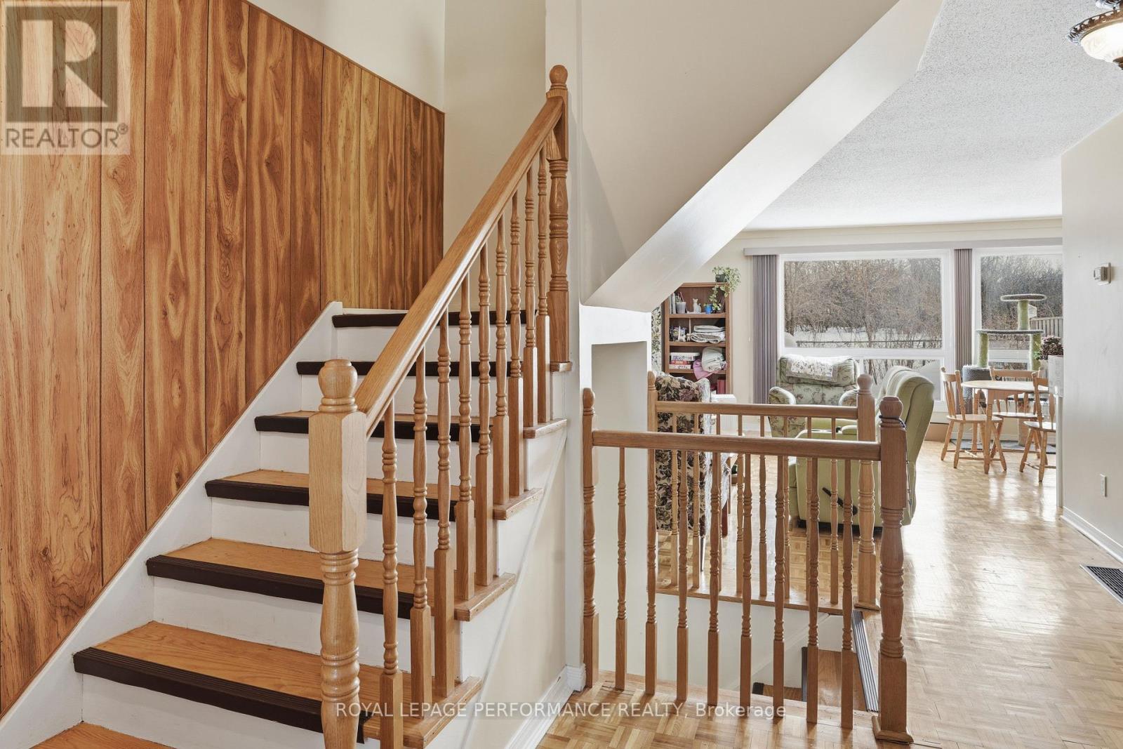 94 - 249 Romulus Private