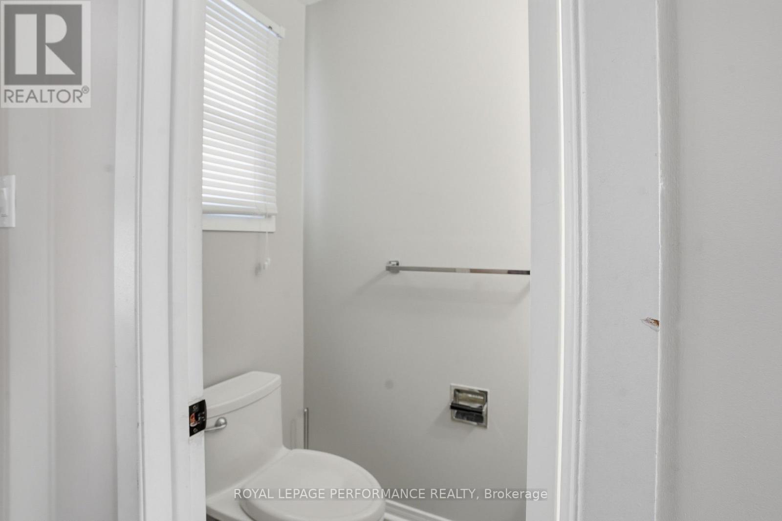 94 - 249 Romulus Private