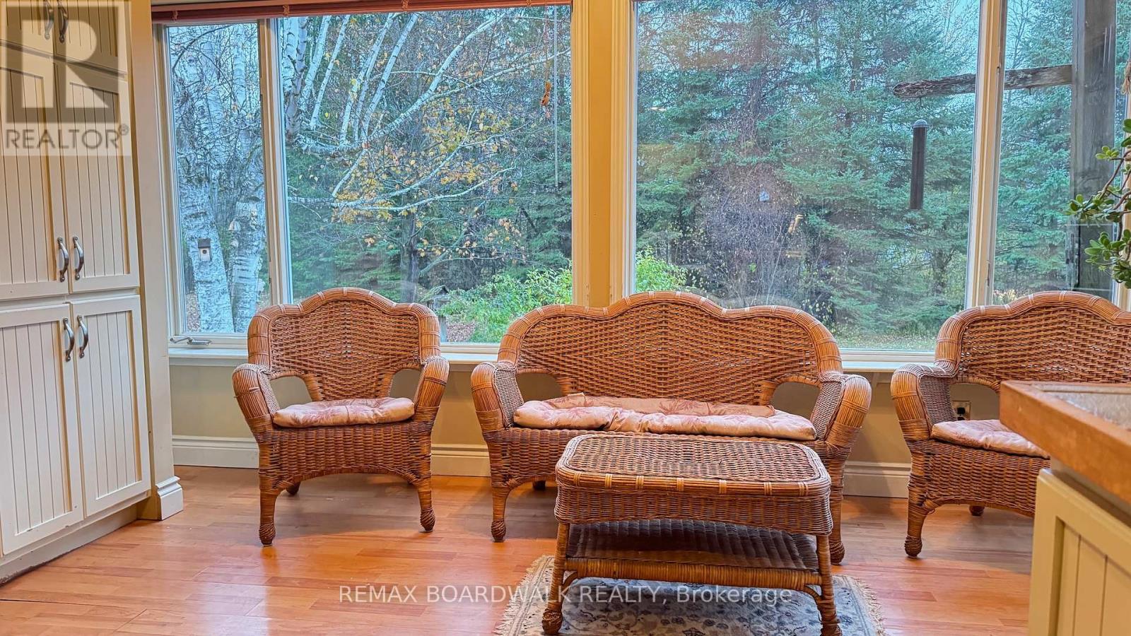 3042 Dangerfield Road E