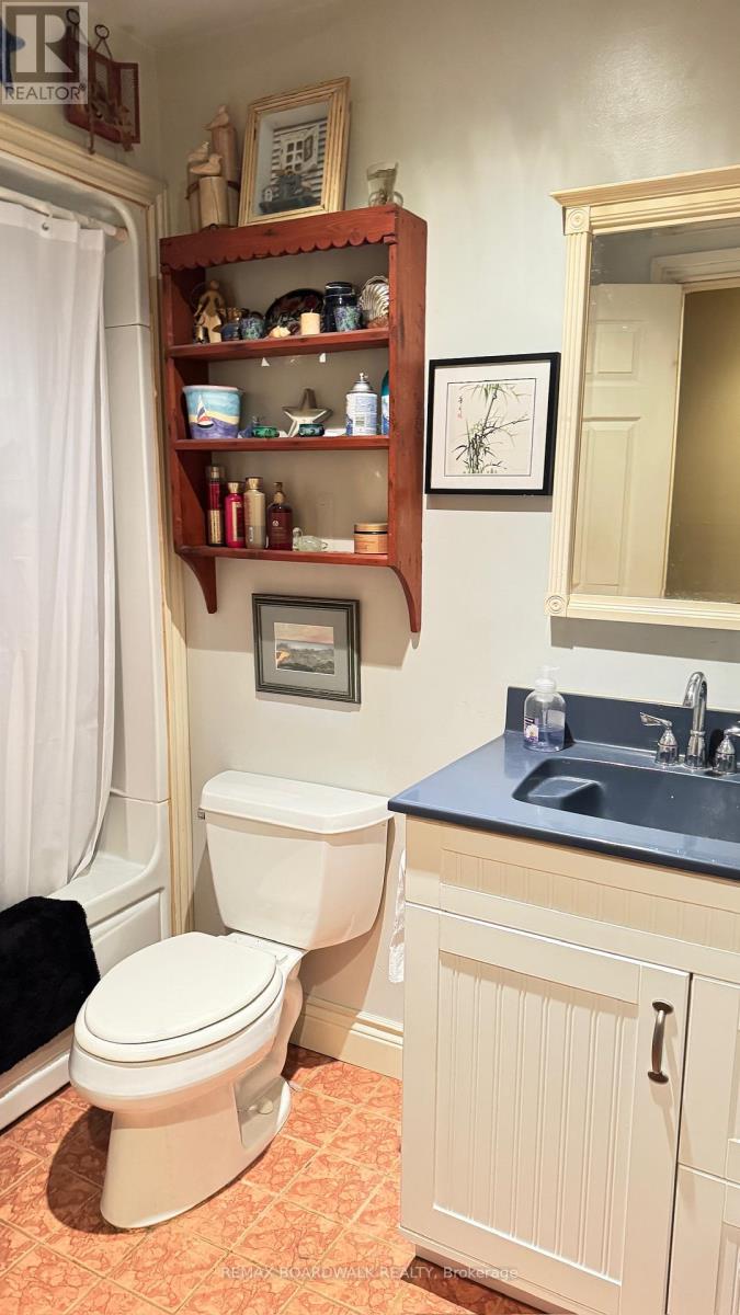 3042 Dangerfield Road E