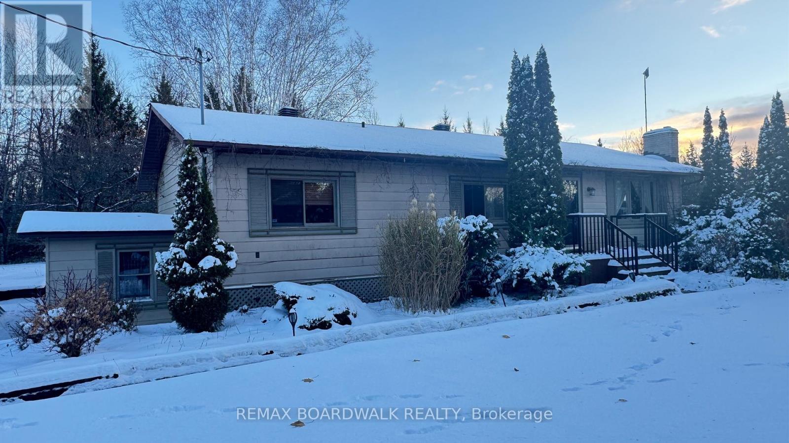 3042 Dangerfield Road E