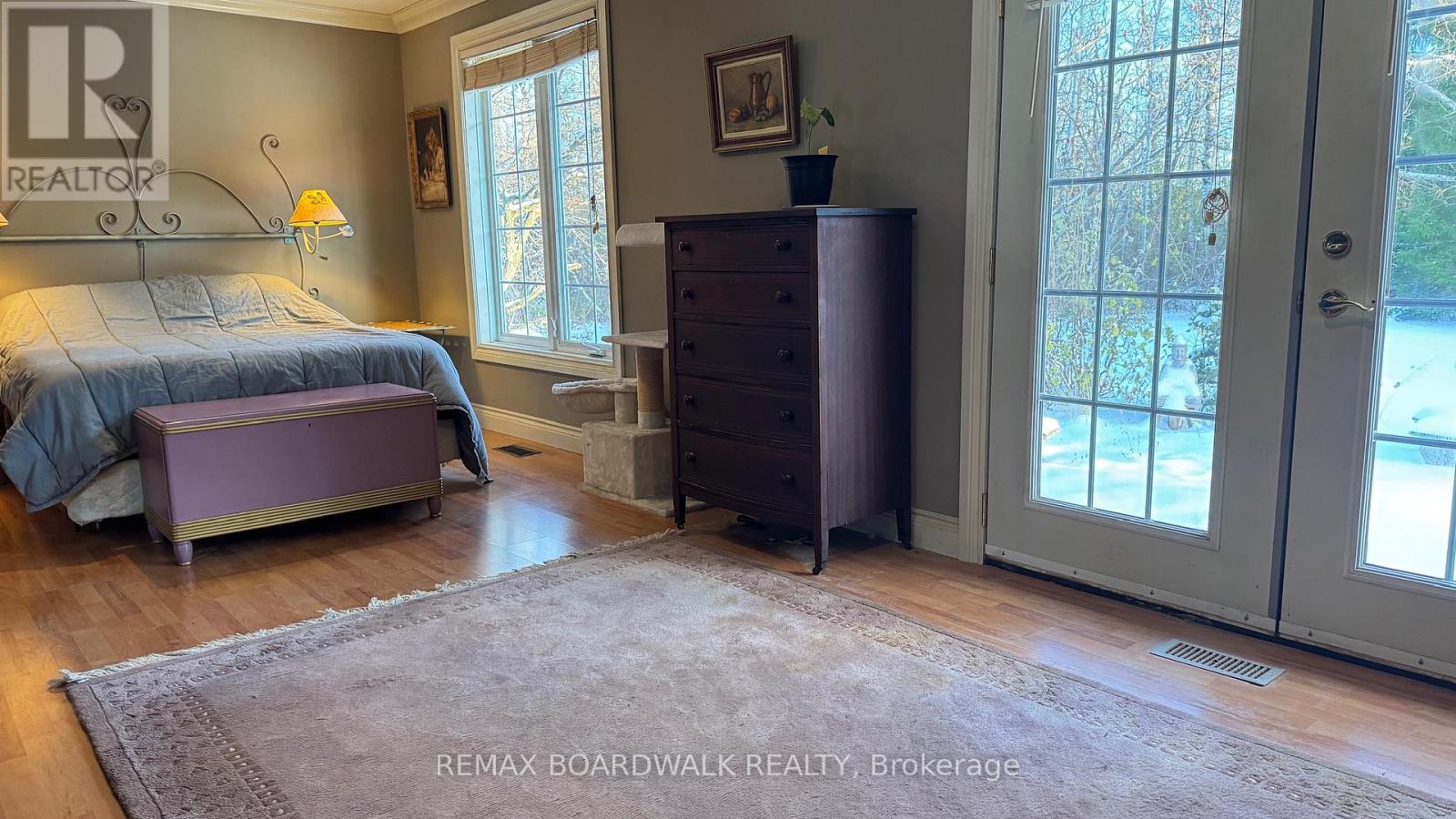 3042 Dangerfield Road E