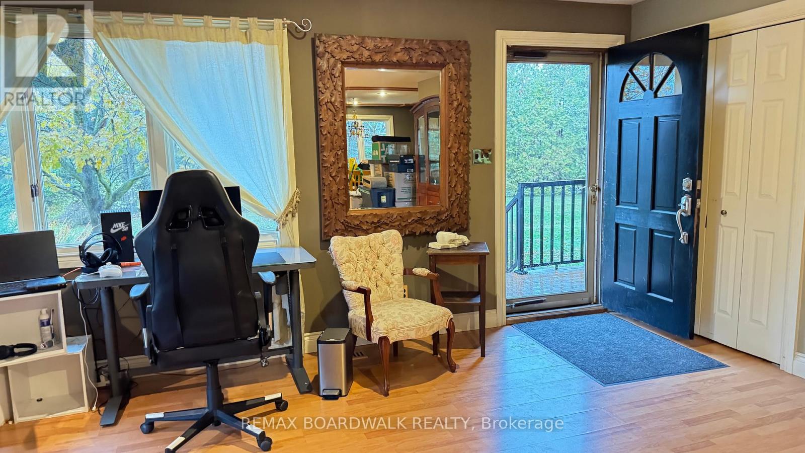 3042 Dangerfield Road E