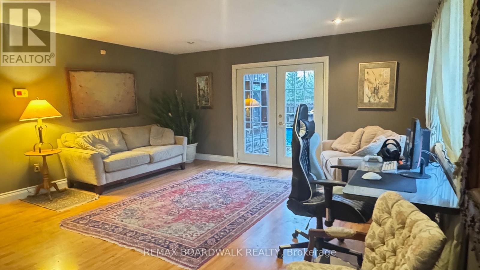 3042 Dangerfield Road E