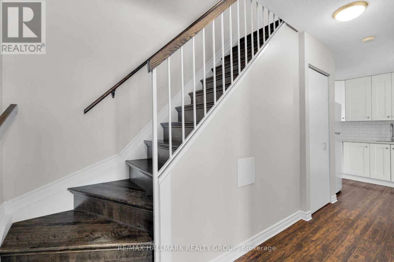 F - 3070 Councillor's Way