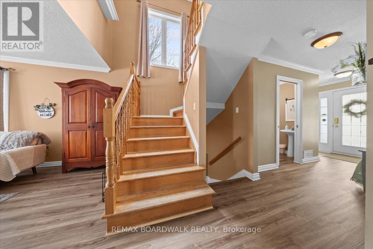 2285 Cecile Crescent