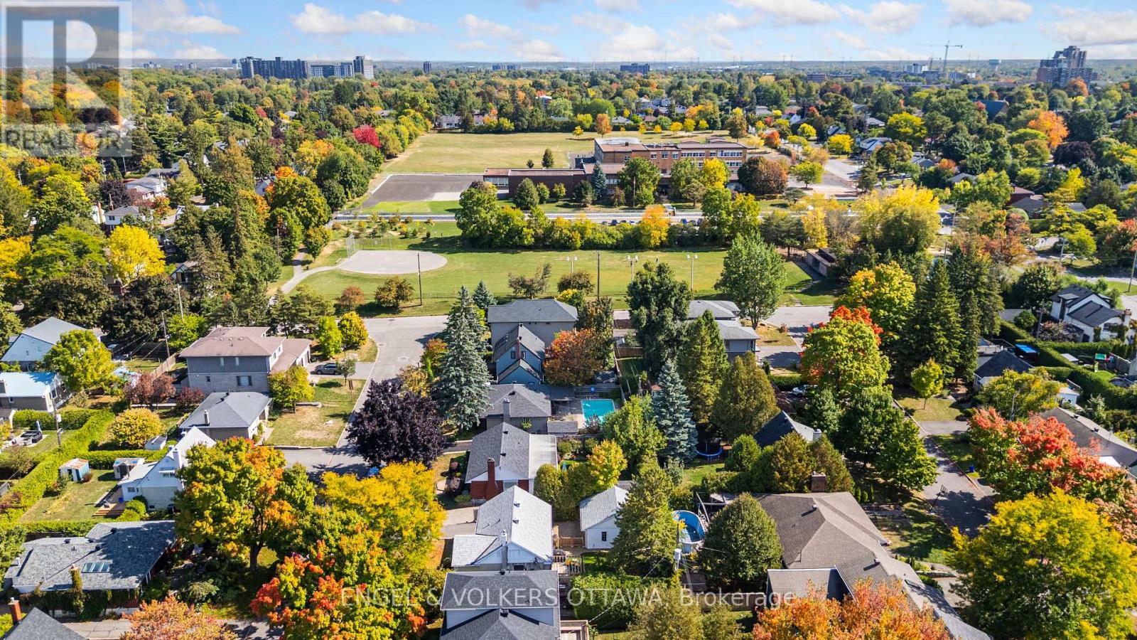 1270 Cheverton Avenue