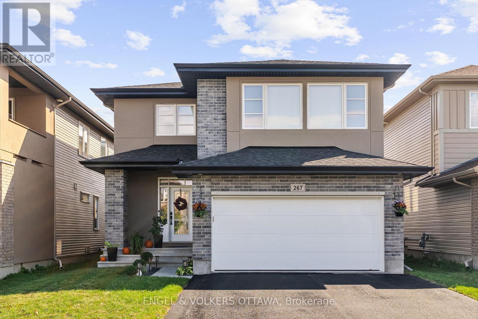 267 Sceptre Way