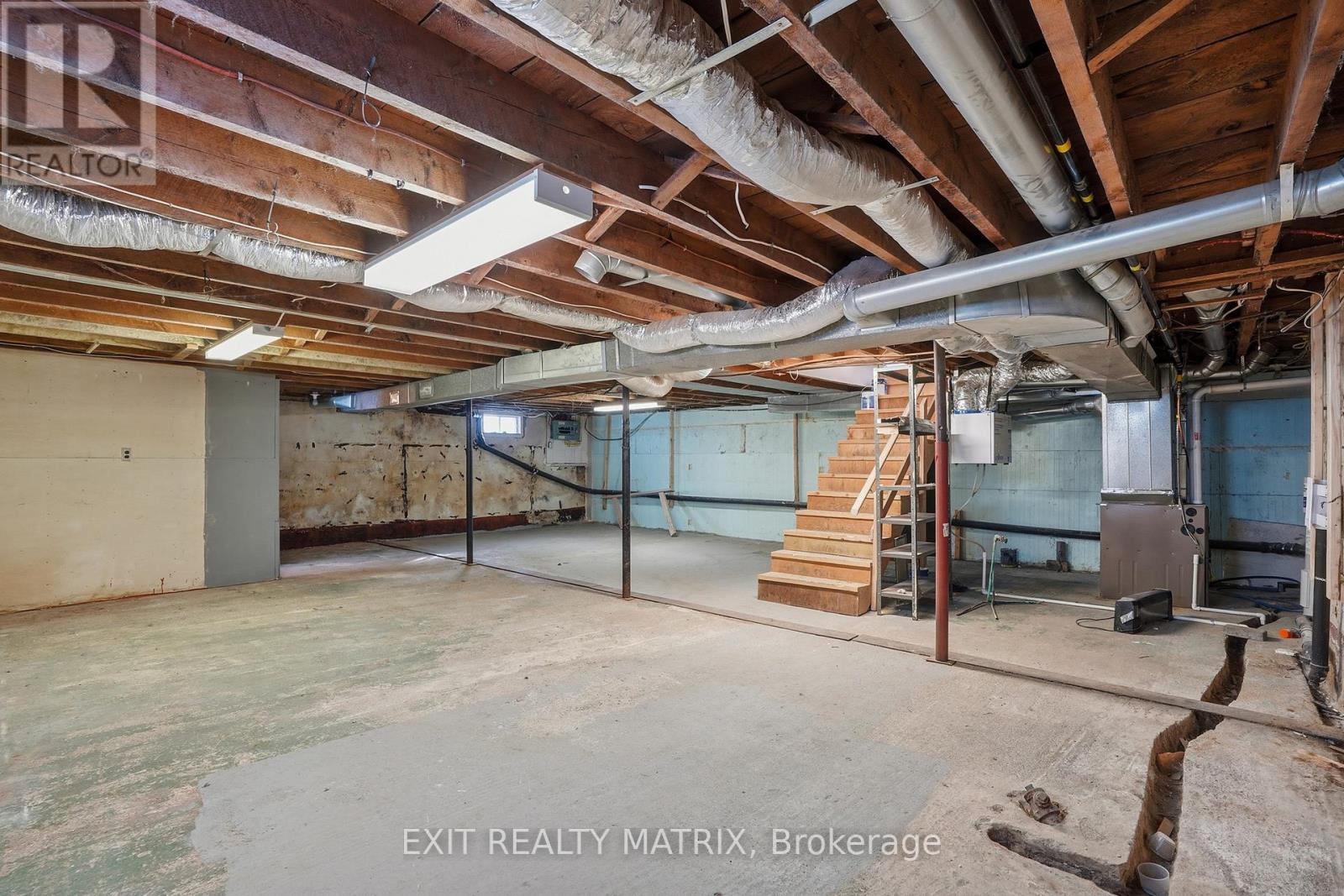 5811 Highway 34 Road