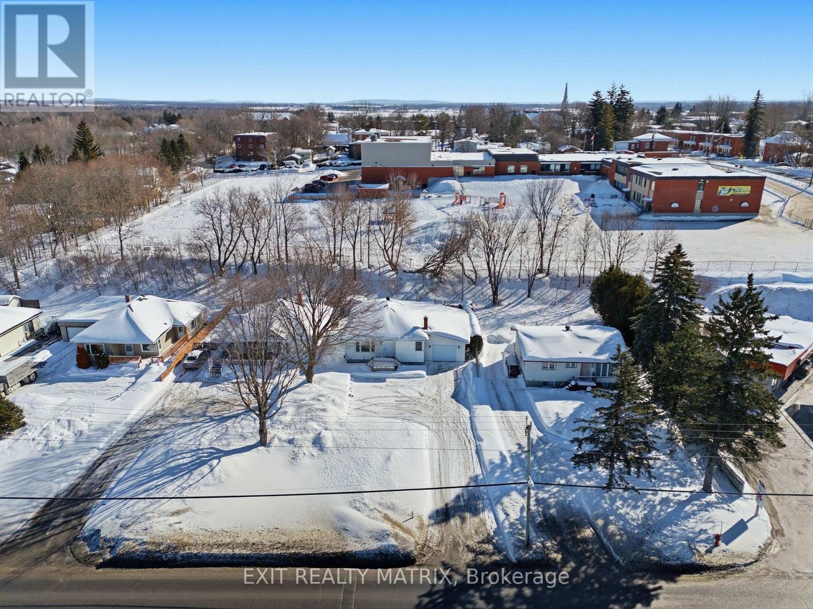 5811 Highway 34 Road